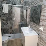 住宿加早餐酒店 Revolution 2 Bed E Breakfast