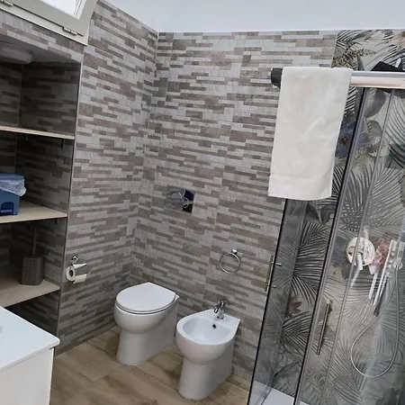 Revolution 2 Bed E Breakfast Couette-café