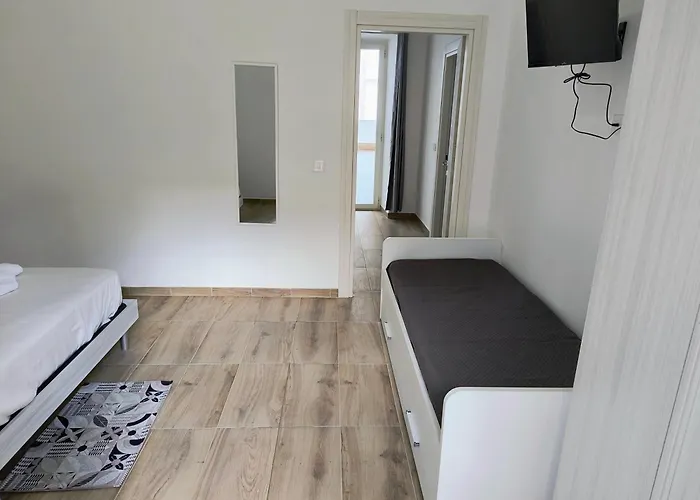 Revolution 2 Bed E Breakfast ベッド・アンド・ブレックファスト